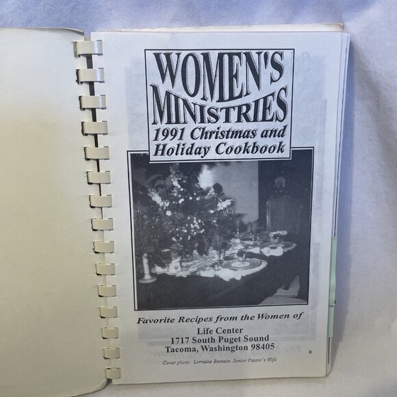 Women's Ministries 1991 Christmas and Holiday Cookbook Walter's Cookbooks Vintag - Picture 4 of 12